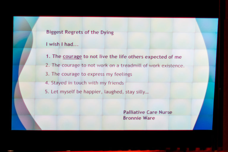 A hospice nurse spent decades asking dying people what where their biggest regrets... these were the top answers.